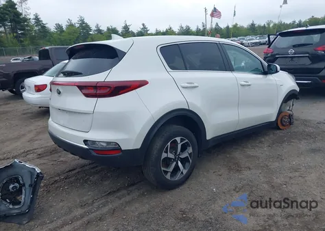 2022 Kia Sportage Lx z USA, uszkodzony, nr VIN KNDPMCAC3N7008041